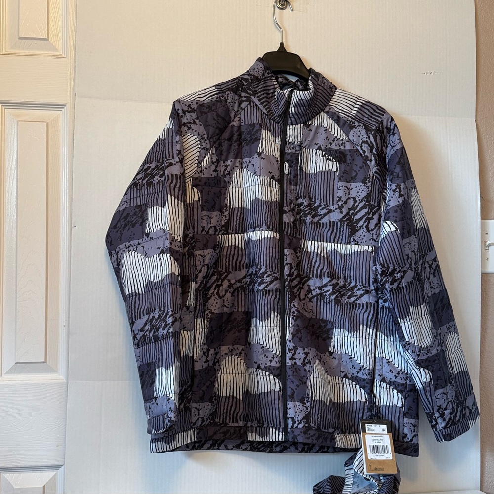 Mens XL North Face  CIRCA LOFT JACKET New with tags. Black & Grey